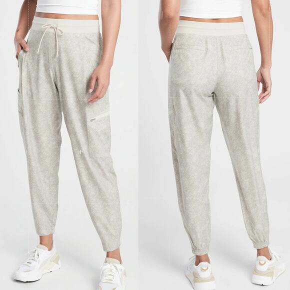 Athleta Venture Printed High Rise Jogger Pants Gray 6 - Picture 1 of 11